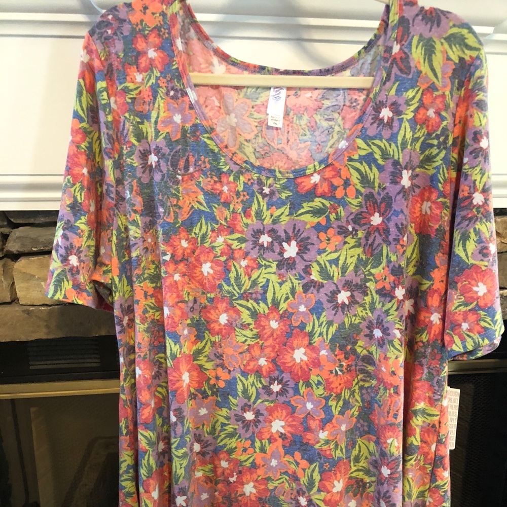 NWT Perfect Tee